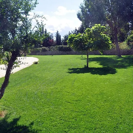 Cuti Mari Farmház *