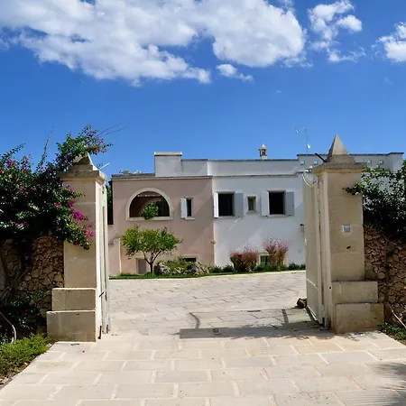 Cuti Mari Farmház *