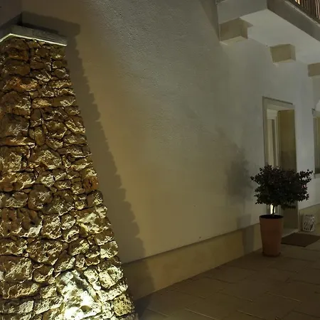 Cuti Mari Farmház *